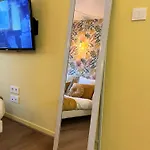 La Bonbonniere Jaune Apartamento *