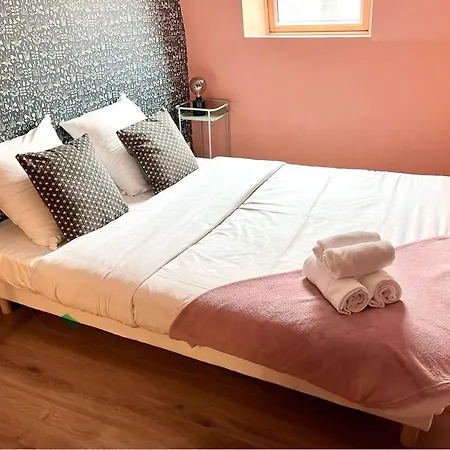 La Bonbonniere Jaune カーン