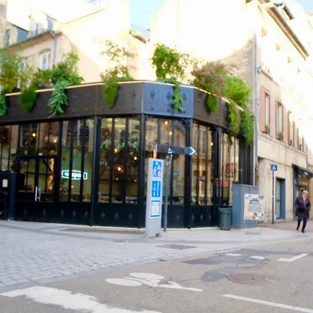 アパート La Bonbonniere Jaune