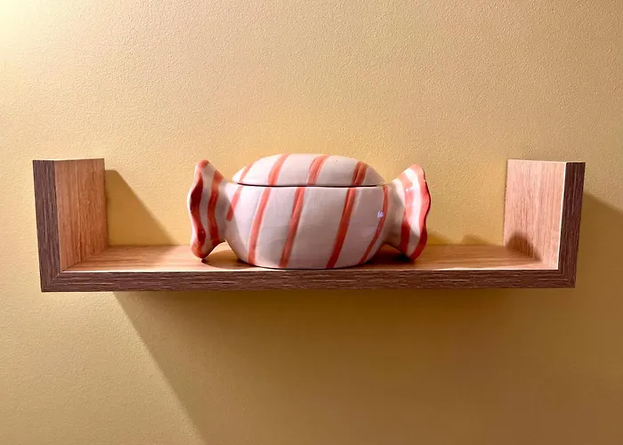 La Bonbonniere Jaune Caen