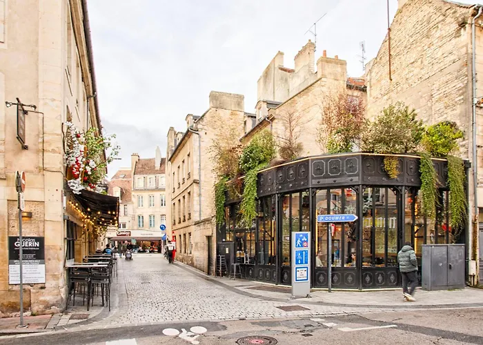 La Bonbonniere Jaune